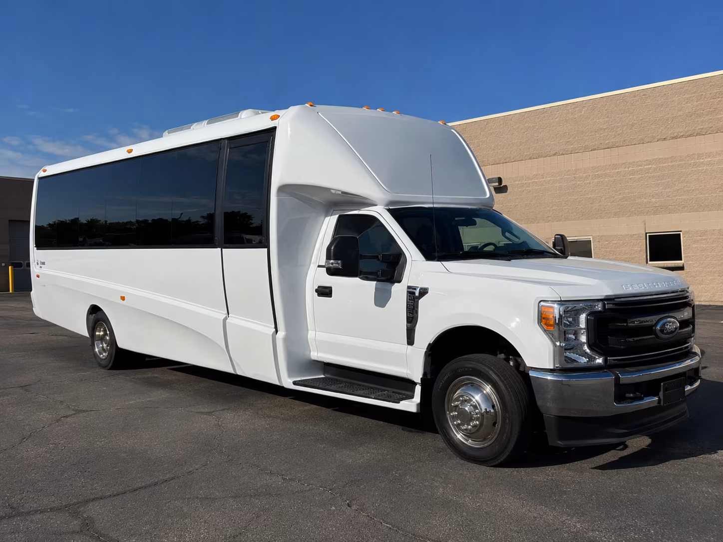 buses for uc merced campus tours and university field trips