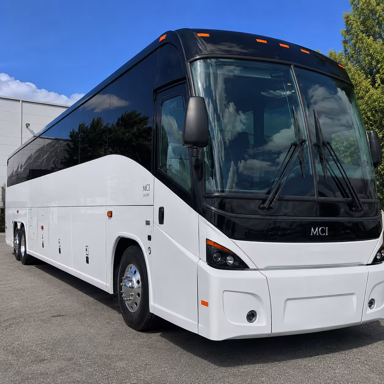 charter buses for yosemite national park field trips from merced