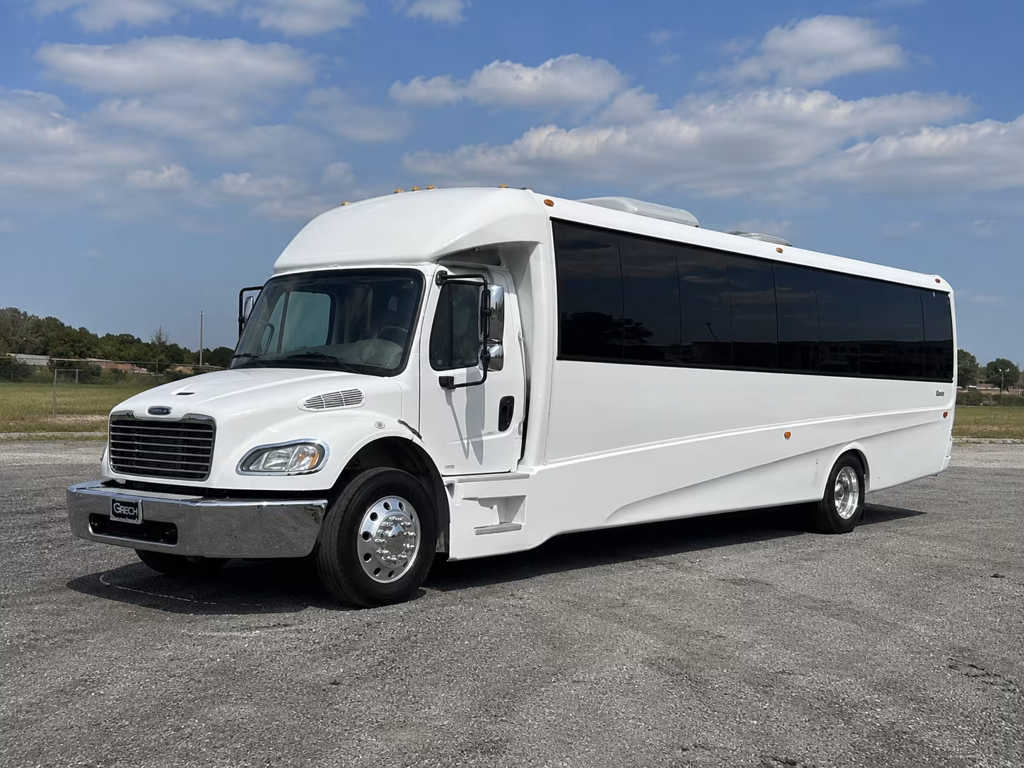 merced 50 passenger party bus