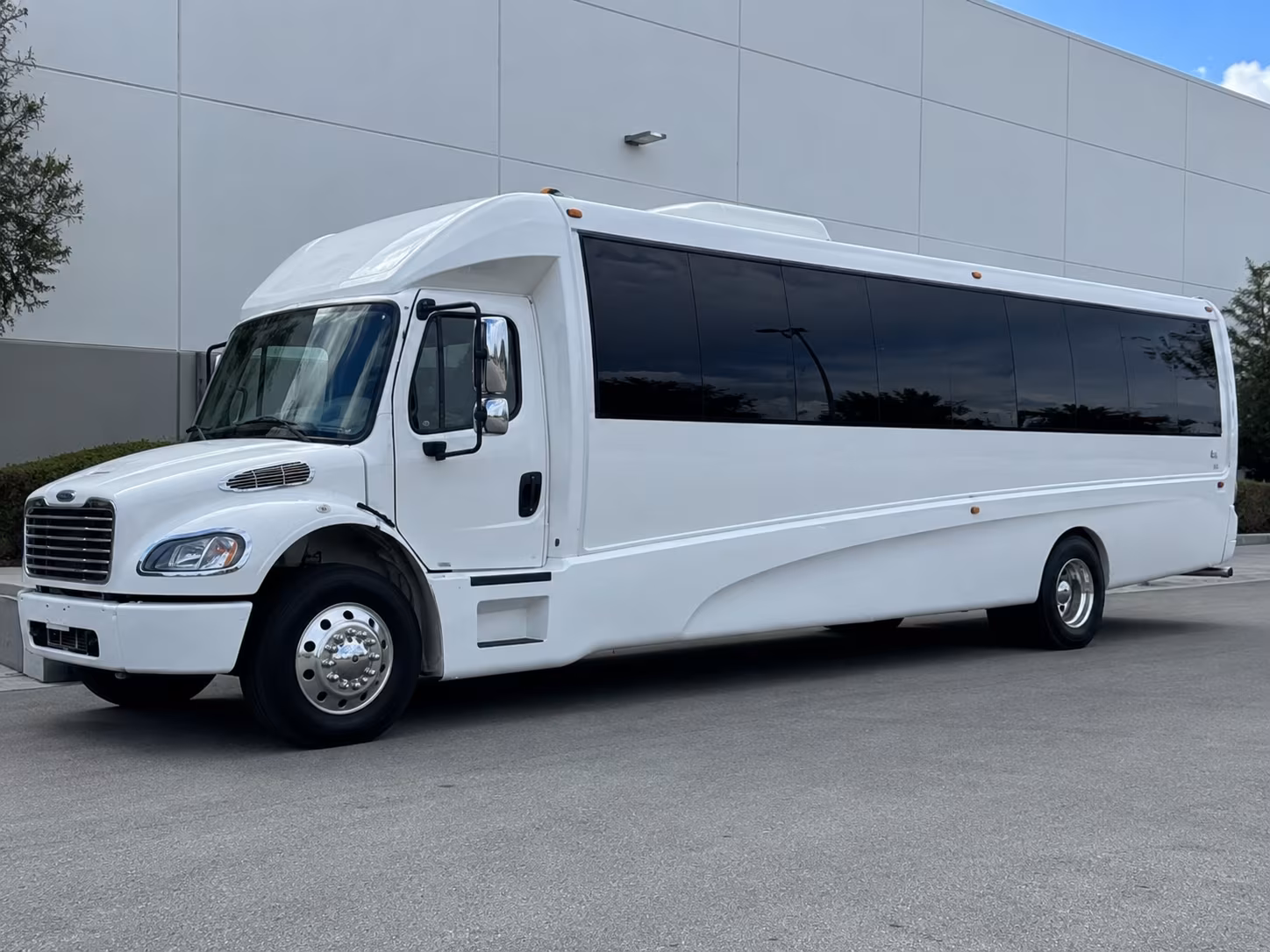 merced area sporting events party bus rental
